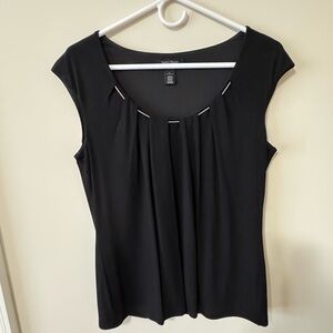 White House Black Market Elegant Black Top sleeveless size L